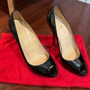 Sale ~ Louboutin Size 38.5 Black Peep Toe Pumps